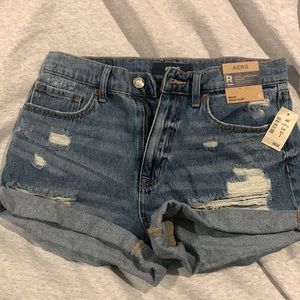 Aero Size 6 Mom Short